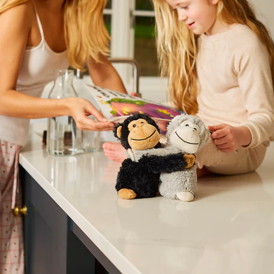 Warmies® Hugs Μαϊμούδες - Image 2