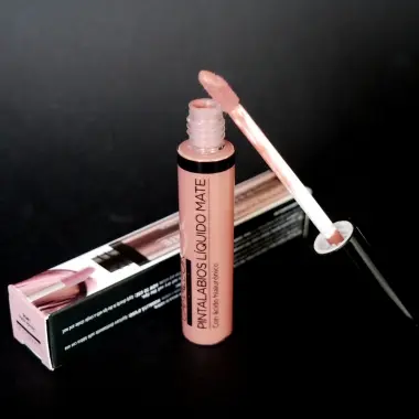 Camaleon Matte Liquid Lipstick Nude Beige LM06 41340 - Image 2