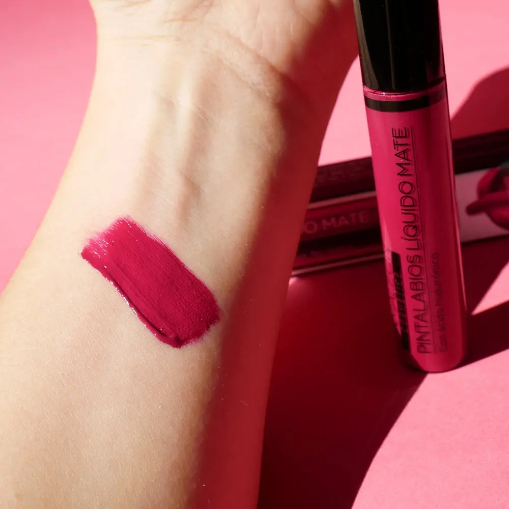 Camaleon Matte Liquid Lipstick Wine Purple LM03 41337 - Image 4