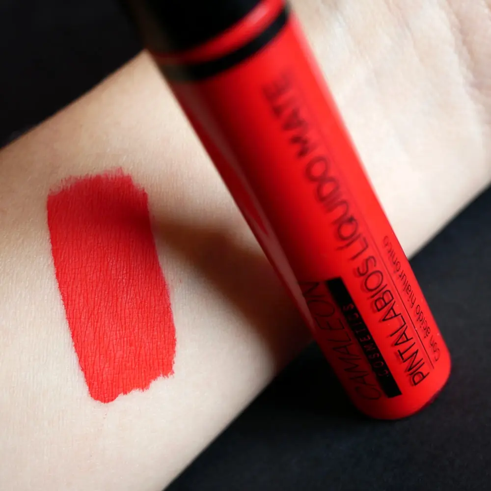Camaleon Matte Liquid Lipstick Fire Red LM01 41335 - Image 4