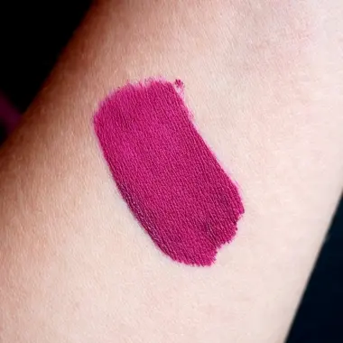 Camaleon Matte Liquid Lipstick Plum Purple LM04 41338 - Image 4